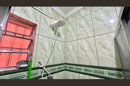 Banheiro 1 de casa à venda com 2 quartos, 133m² em Jardim Kawamoto, Guarulhos