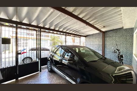 Garagem de casa à venda com 2 quartos, 133m² em Jardim Kawamoto, Guarulhos