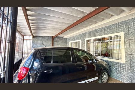 Casa à venda com 133m², 2 quartos e 2 vagas Casa à venda com 133m², 2 quartos e 2 vagasGaragem