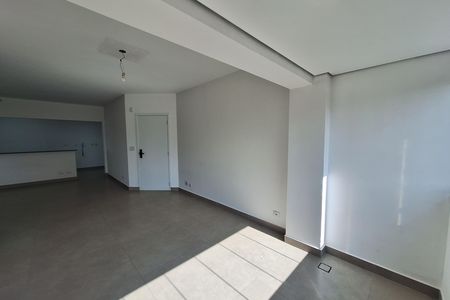 Sala  de apartamento para alugar com 3 quartos, 110m² em Vila Gilda, Santo André