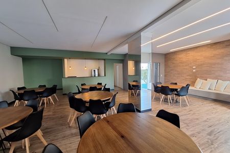 Apartamento para alugar com 110m², 3 quartos e 2 vagas Apartamento para alugar com 110m², 3 quartos e 2 vagasÁrea comum - Salão de festas