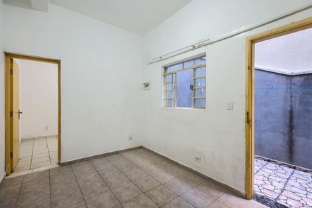 Sala de casa para alugar com 2 quartos, 85m² em Vila das Oliveiras, Taboão da Serra