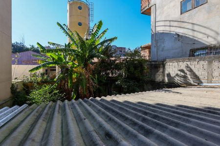 Vista do Quarto 2 de casa para alugar com 2 quartos, 85m² em Vila das Oliveiras, Taboão da Serra