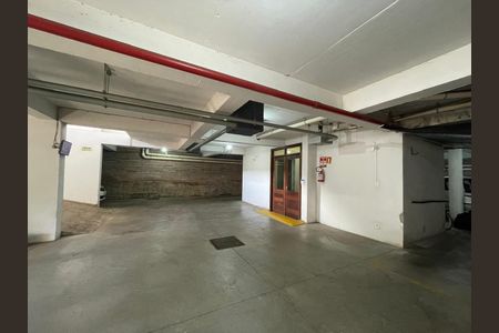Apartamento à venda com 106m², 2 quartos e 1 vaga