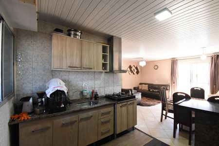 Casa para alugar com 180m², 2 quartos e 2 vagasSala e Cozinha