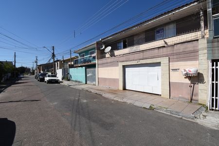 Casa para alugar com 180m², 2 quartos e 2 vagasFachada