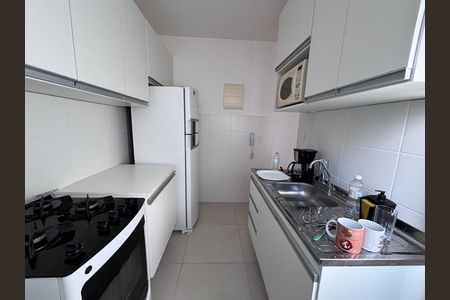 Cozinha de apartamento para alugar com 2 quartos, 46m² em Recreio, Rio de Janeiro