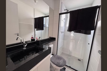 Banheiro de apartamento para alugar com 2 quartos, 46m² em Recreio, Rio de Janeiro