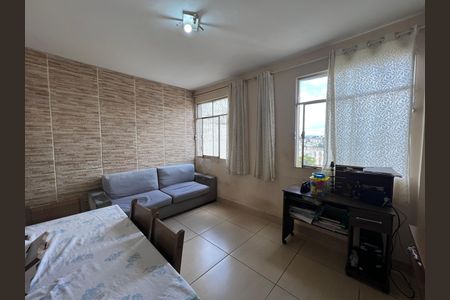 Apartamento à venda com 3 quartos, 74m² em Califórnia, Belo Horizonte