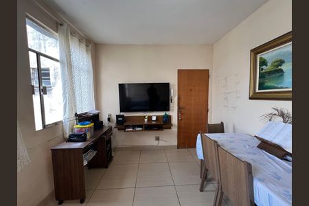 Sala de apartamento à venda com 3 quartos, 74m² em Califórnia, Belo Horizonte