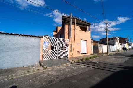 Fachada de casa para alugar com 4 quartos, 250m² em Além Ponte, Sorocaba