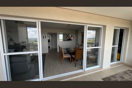 Varanda de apartamento à venda com 4 quartos, 140m² em Alphaville, Campinas