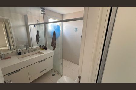 Apartamento à venda com 140m², 4 quartos e 2 vagasBanheiro