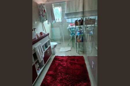 Casa de condomínio à venda com 150m², 3 quartos e 1 vagaBanheiro