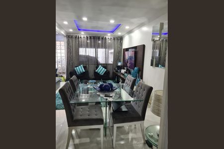 Casa de condomínio à venda com 150m², 3 quartos e 1 vagaSala de Jantar