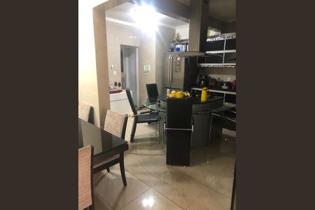 Casa de condomínio à venda com 150m², 3 quartos e 1 vagaCozinha