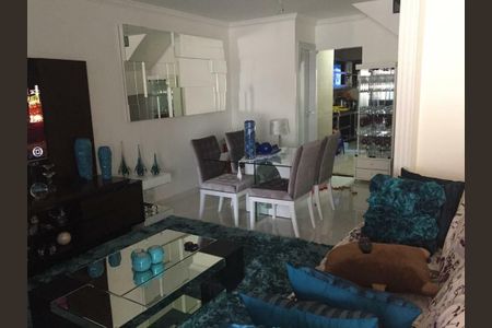 Casa de condomínio à venda com 150m², 3 quartos e 1 vagaSala de Jantar