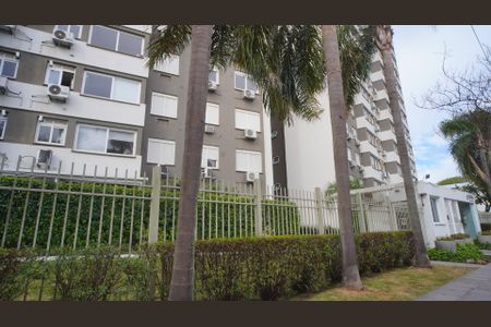 Apartamento à venda com 72m², 3 quartos e 1 vaga Apartamento à venda com 72m², 3 quartos e 1 vagaFachada