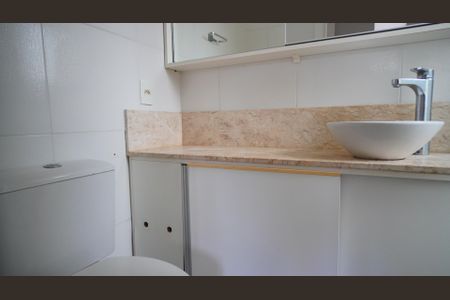 Apartamento à venda com 72m², 3 quartos e 1 vaga Apartamento à venda com 72m², 3 quartos e 1 vagaBanheiro suite 1