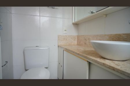 Apartamento à venda com 72m², 3 quartos e 1 vaga Apartamento à venda com 72m², 3 quartos e 1 vagaBanheiro suite 1