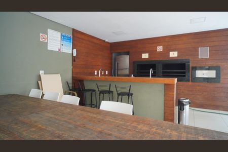 Apartamento à venda com 72m², 3 quartos e 1 vaga Apartamento à venda com 72m², 3 quartos e 1 vagaQuiosque área gourmet