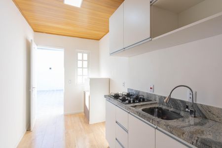 Casa à venda com 2 quartos, 77m² em Guajuviras, Canoas