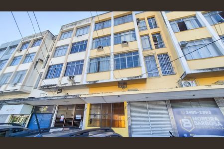 Frente do Prédio  de apartamento para alugar com 2 quartos, 60m² em Vila da Penha, Rio de Janeiro