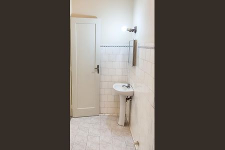 Apartamento para alugar com 60m², 2 quartos e sem vaga Apartamento para alugar com 60m², 2 quartos e sem vagaBanheiro