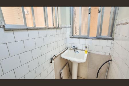 Apartamento para alugar com 60m², 2 quartos e sem vaga Apartamento para alugar com 60m², 2 quartos e sem vagaÁrea de Serviço