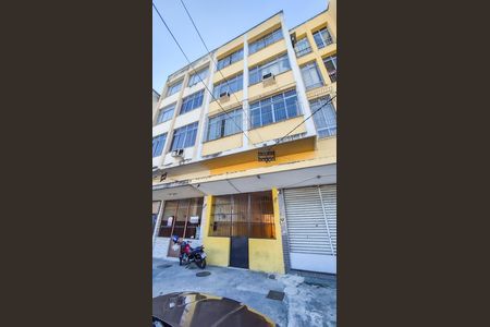 Apartamento para alugar com 60m², 2 quartos e sem vaga Apartamento para alugar com 60m², 2 quartos e sem vagaFrente do Prédio