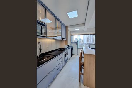 Cozinha de apartamento à venda com 1 quarto, 40m² em Vila Dom Pedro I, São Paulo