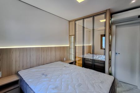Suíte de apartamento para alugar com 1 quarto, 40m² em Vila Dom Pedro I, São Paulo