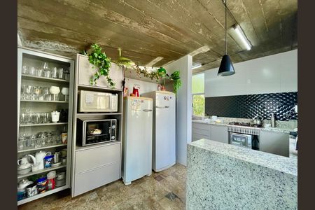 Apartamento para alugar com 182m², 3 quartos e 3 vagas