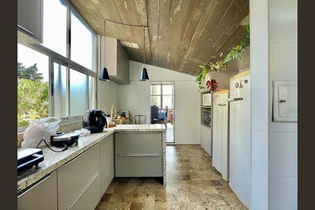 Apartamento para alugar com 182m², 3 quartos e 3 vagas
