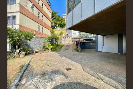 Apartamento para alugar com 182m², 3 quartos e 3 vagas