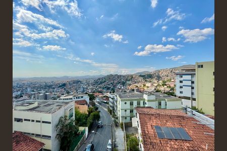 Apartamento para alugar com 182m², 3 quartos e 3 vagas