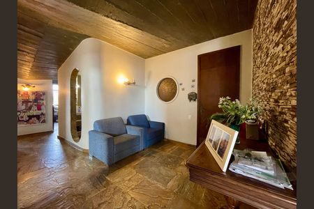 Apartamento para alugar com 3 quartos, 182m² em São Lucas, Belo Horizonte