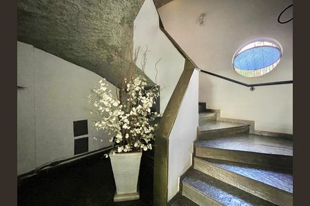 Apartamento para alugar com 182m², 3 quartos e 3 vagas