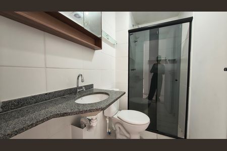 Banheiro Social  de apartamento para alugar com 3 quartos, 75m² em Barra da Tijuca, Rio de Janeiro