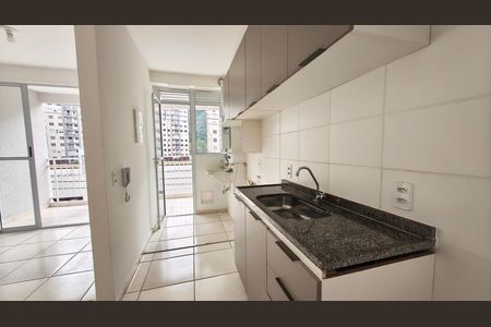 Apartamento para alugar com 75m², 3 quartos e 1 vaga Apartamento para alugar com 75m², 3 quartos e 1 vagaCozinha e Área de Serviço