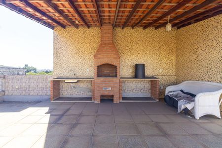 Sacada + Churrasqueira  de casa para alugar com 4 quartos, 170m² em Vila Moreira, São Paulo