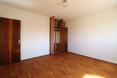 Apartamento para alugar com 121m², 3 quartos e 1 vagaQuarto 2