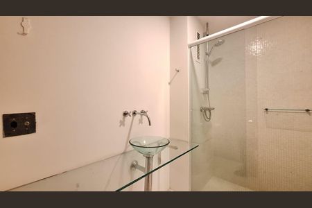 Banheiro de apartamento para alugar com 1 quarto, 70m² em Vila Leopoldina, São Paulo