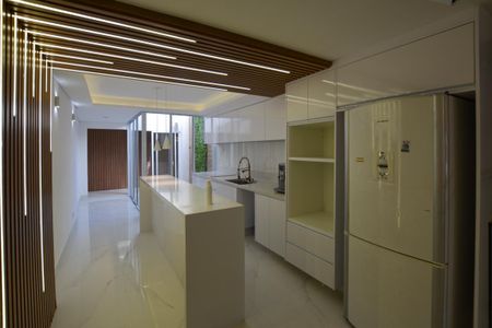 Casa de condomínio para alugar com 180m², 3 quartos e 1 vaga Casa de condomínio para alugar com 180m², 3 quartos e 1 vagaCOZINHA