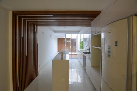 Casa de condomínio para alugar com 180m², 3 quartos e 1 vaga Casa de condomínio para alugar com 180m², 3 quartos e 1 vagaCOZINHA