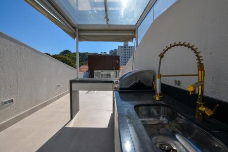 Casa de condomínio para alugar com 180m², 3 quartos e 1 vaga Casa de condomínio para alugar com 180m², 3 quartos e 1 vagaCHURRASQUEIRA
