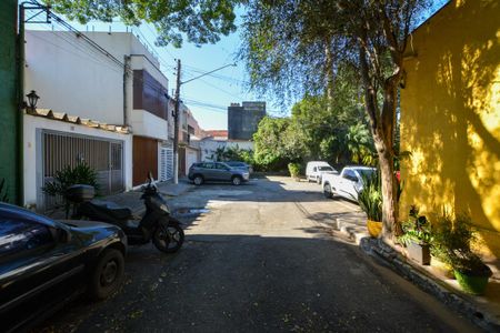 Casa de condomínio para alugar com 180m², 3 quartos e 1 vaga Casa de condomínio para alugar com 180m², 3 quartos e 1 vagaAREA EXTERNA