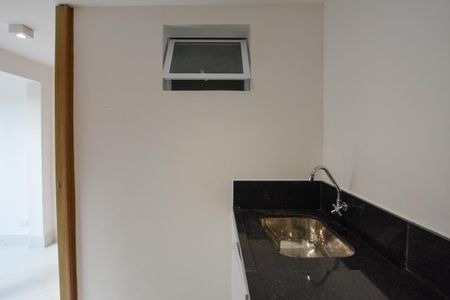 Casa de condomínio para alugar com 180m², 3 quartos e 1 vaga Casa de condomínio para alugar com 180m², 3 quartos e 1 vagaAREA DE SERVIÇO