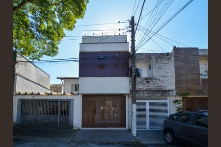 Casa de condomínio para alugar com 180m², 3 quartos e 1 vaga Casa de condomínio para alugar com 180m², 3 quartos e 1 vagaFACHADA