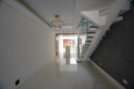 SALA  de casa de condomínio para alugar com 3 quartos, 180m² em Jardim Trussardi, São Paulo